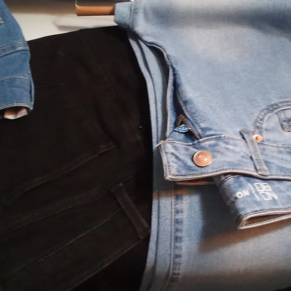 Jean bundle - Picture 1 of 13